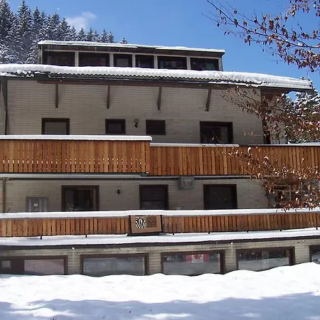 The Treehouse Backpacker * Grünau im Almtal